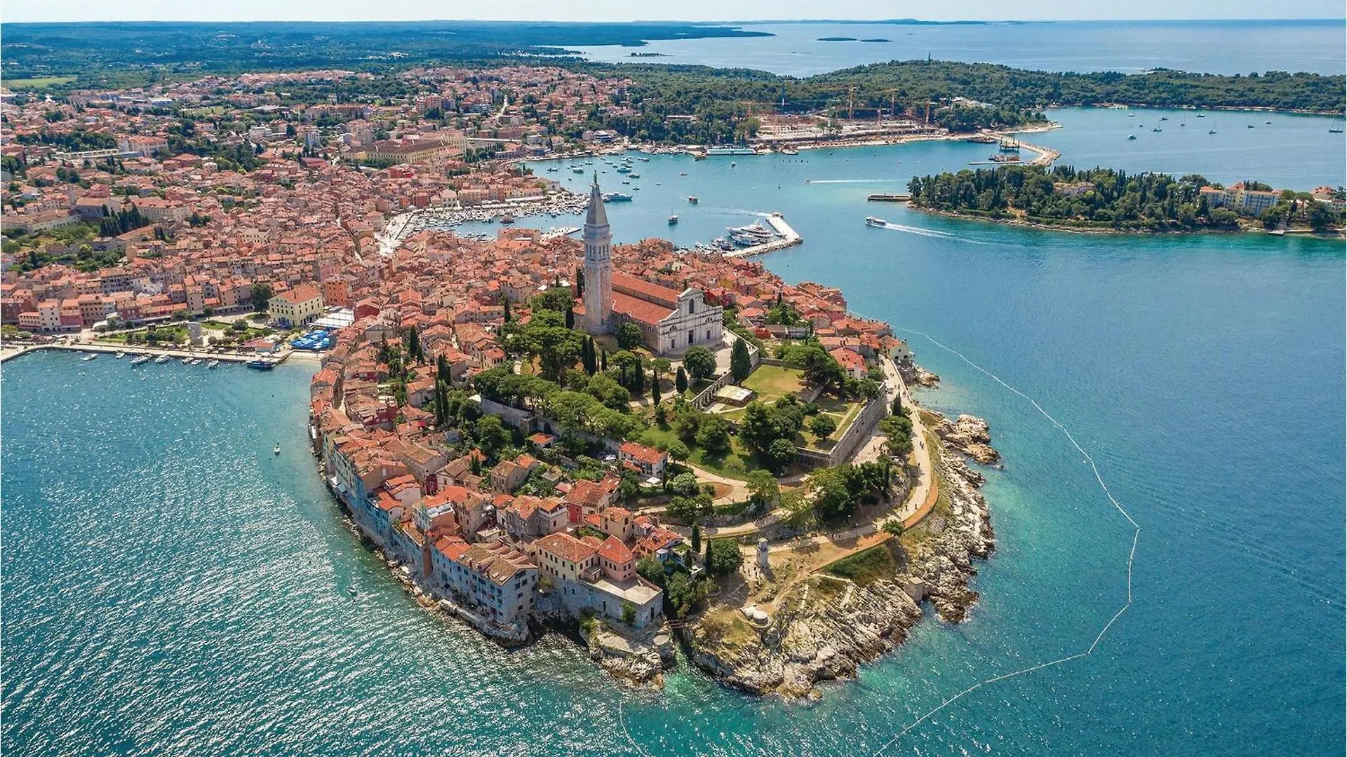 Stunning Apartment In Rovinj With Kitchen